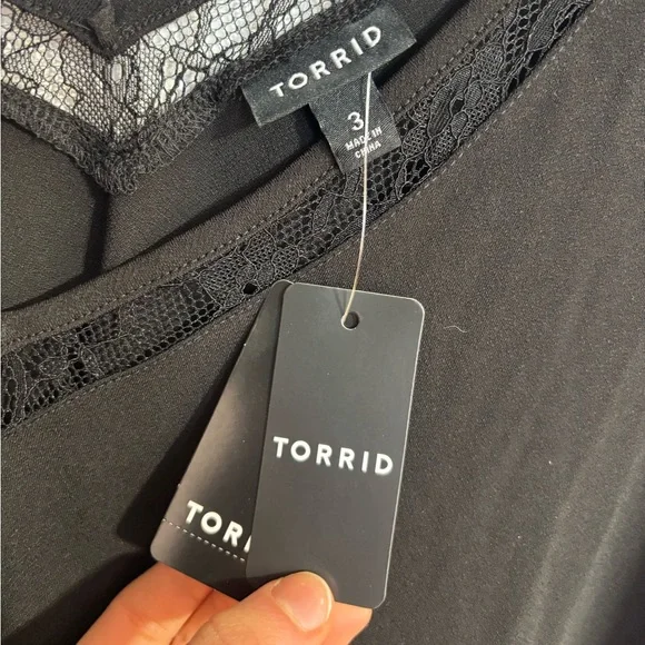NWT Torrid Studio Crepe Jersey Lace Inset V-Neck Black Sleeveless Tank Top 3X - Picture 8 of 8